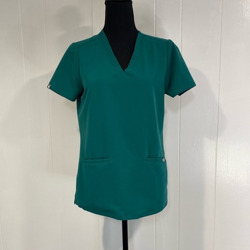 Figs Scrub Top Uniform Technical Collection V-Neck Pockets Medical Size Extra